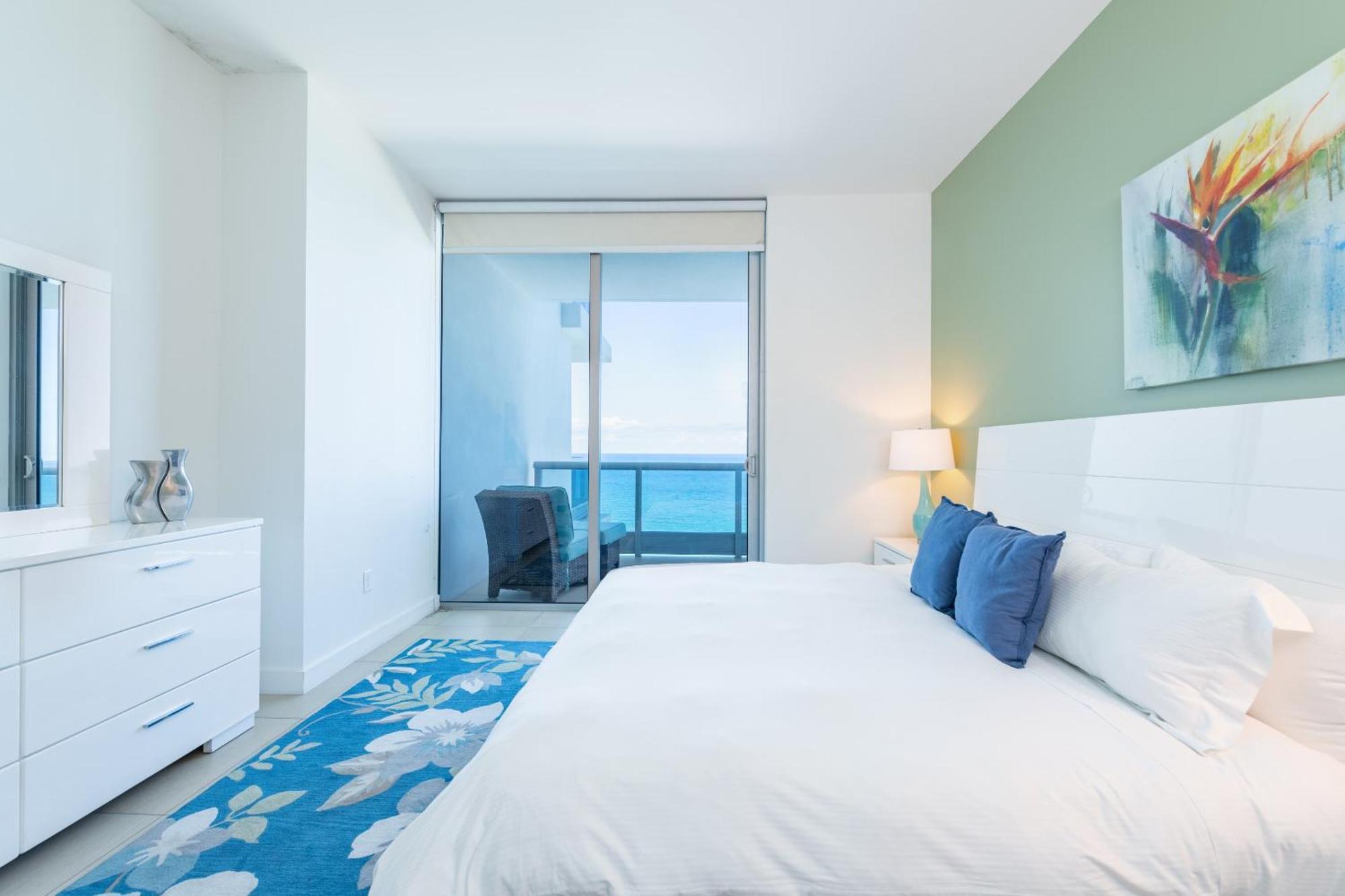 Bluebird Suites Monte Carlo Μαϊάμι Μπιτς Δωμάτιο φωτογραφία