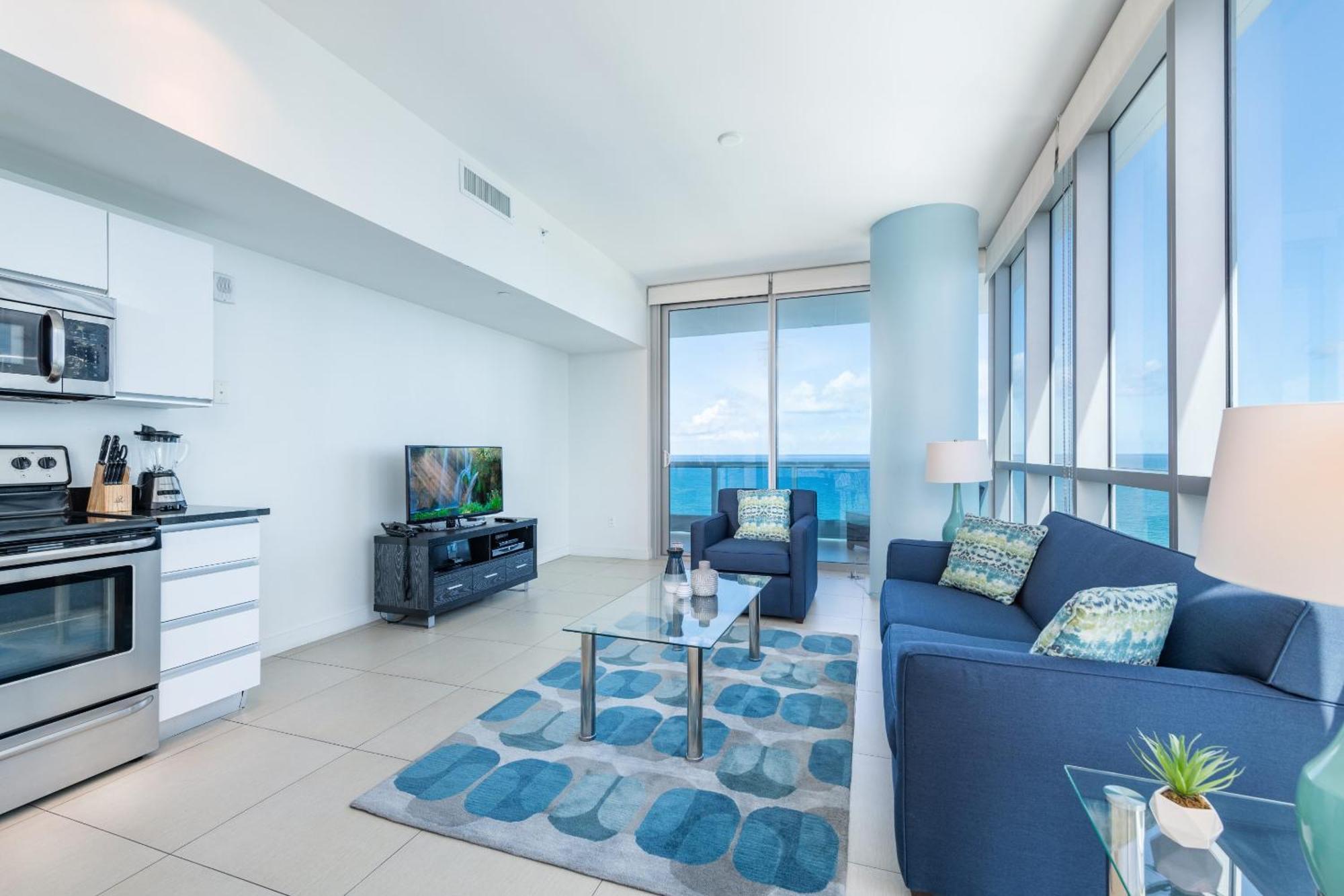 Bluebird Suites Monte Carlo Μαϊάμι Μπιτς Δωμάτιο φωτογραφία