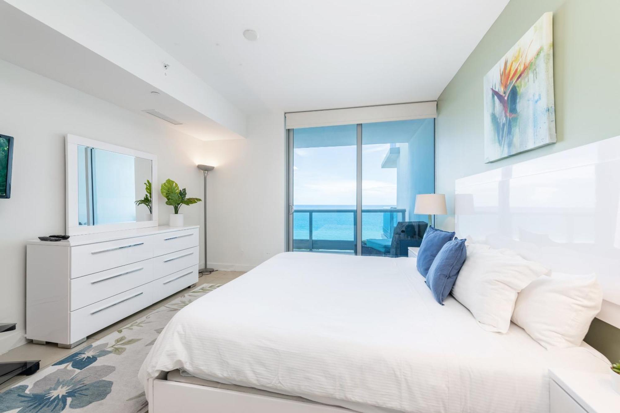 Bluebird Suites Monte Carlo Μαϊάμι Μπιτς Δωμάτιο φωτογραφία