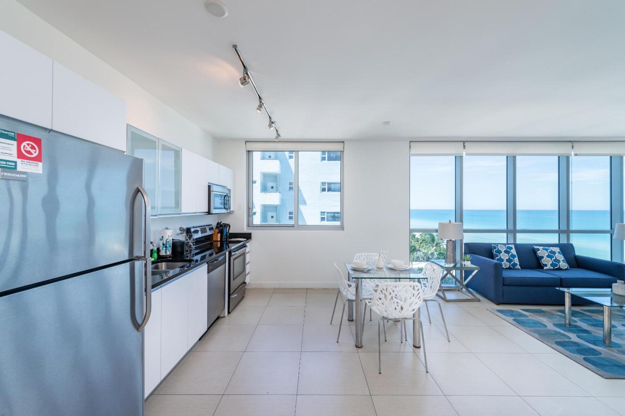 Bluebird Suites Monte Carlo Μαϊάμι Μπιτς Δωμάτιο φωτογραφία