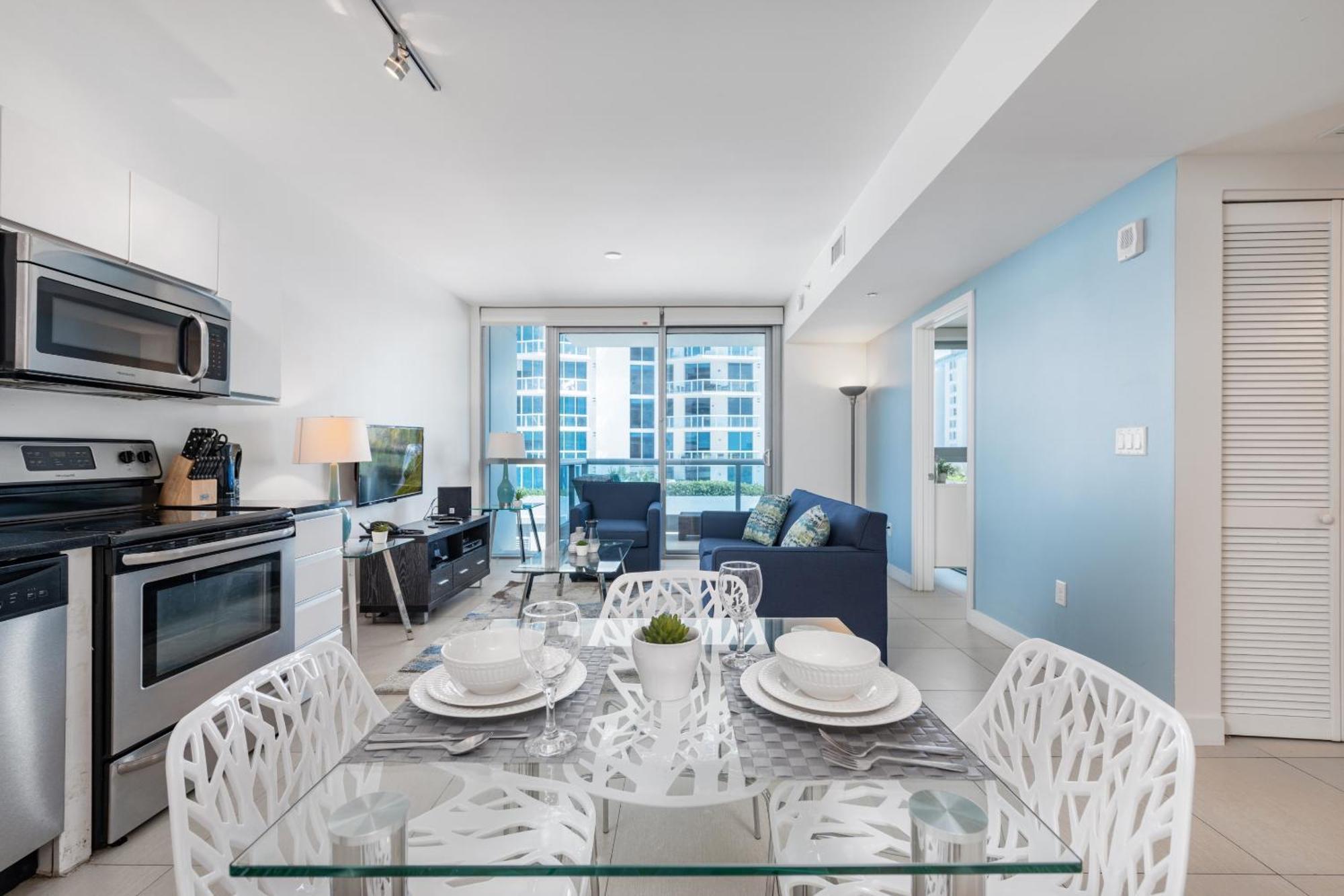 Bluebird Suites Monte Carlo Μαϊάμι Μπιτς Δωμάτιο φωτογραφία