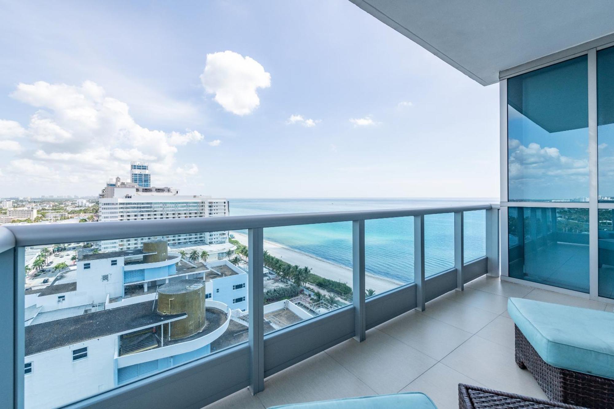 Bluebird Suites Monte Carlo Μαϊάμι Μπιτς Δωμάτιο φωτογραφία